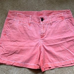 Merona size 6 Women’s Coral 100% Cotton shorts.